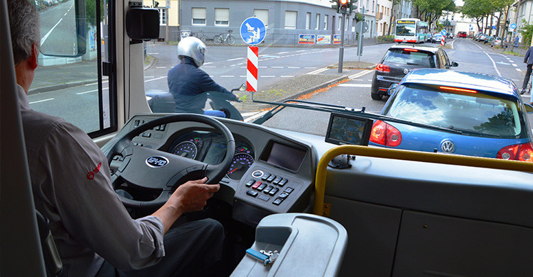 O que é o CAM e o CQM para motoristas de veículos pesados?