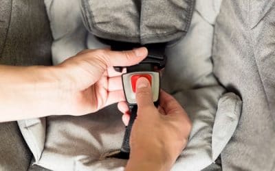 Atenção! Os acessórios para cadeirinhas podem ser mais perigosos que pensa