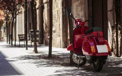 A moto e a bicicleta podem ser a alternativa durante o desconfinamento