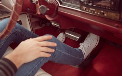 Pedais: 7 erros frequentes que cometemos a conduzir